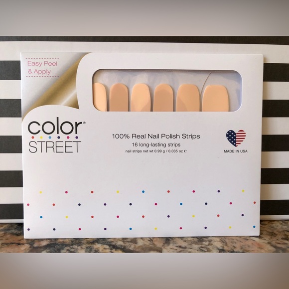 Color Street 𝐇𝐀𝐕𝐀𝐍𝐀 𝐇𝐎𝐍𝐄𝐘 (retired) - Picture 2 of 3